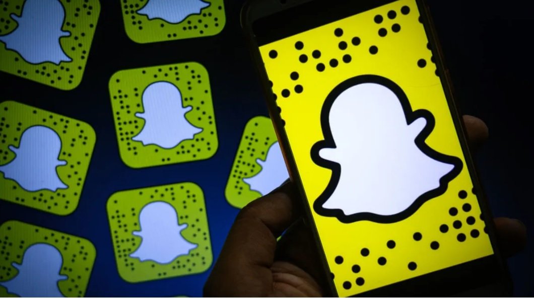 स्नैपचैट पर नाबालिग की तस्वीरों से ब्लैकमेलिंग: रायपुर में चौंकाने वाला मामला