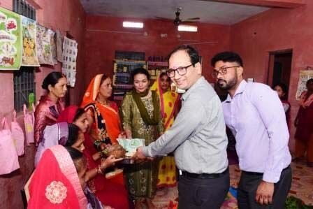 कलेक्टर ने की गर्भवती महिलाओं की गोदभराई: पोषण जागरूकता अभियान का अनोखा प्रयास