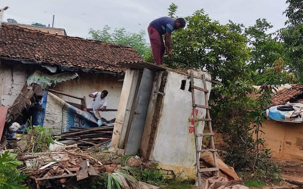 धमतरी रेलवे स्टेशन का कायाकल्प: विकास के लिए अतिक्रमण हटाने की पहल