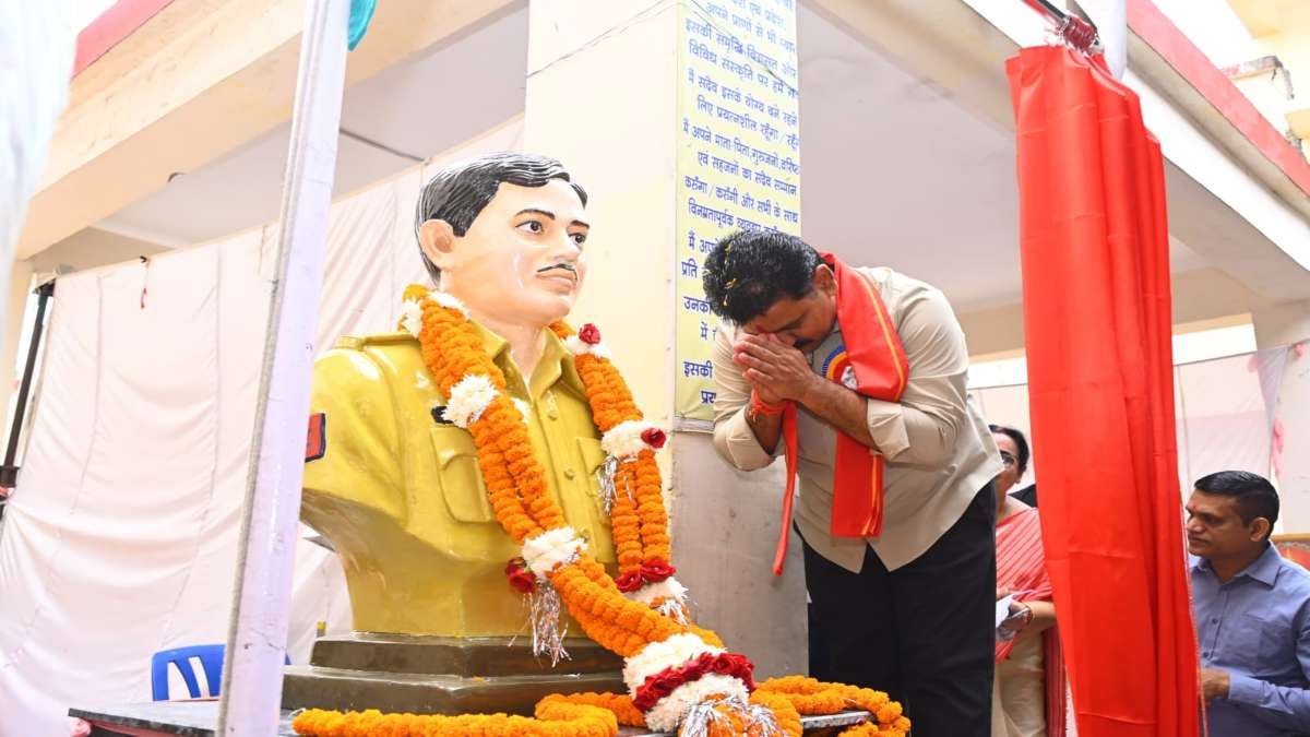 छत्तीसगढ़ के 1200 शहीदों का स्मारक बनाएगी सरकार: उपमुख्यमंत्री विजय शर्मा