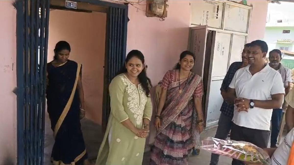 Sukma's daughter Dr. Maya Kashyap: An inspirational story from a Naxal-affected area