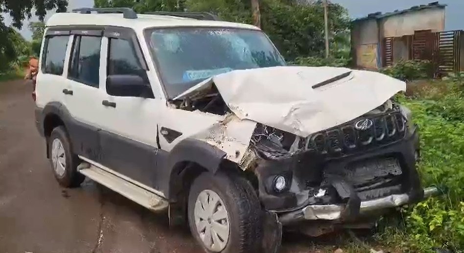 रायपुर में पुलिस वाहन दुर्घटनाग्रस्त, टिकरापारा टीआई समेत 7 जवान घायल