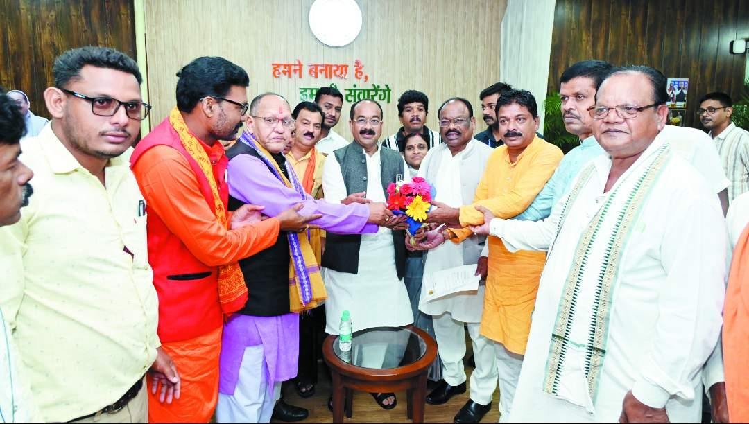 गरियाबंद: देवभोग बना नगर पंचायत, भाजपा नेता गोवर्धन मांझी ने सरकार का जताया आभार