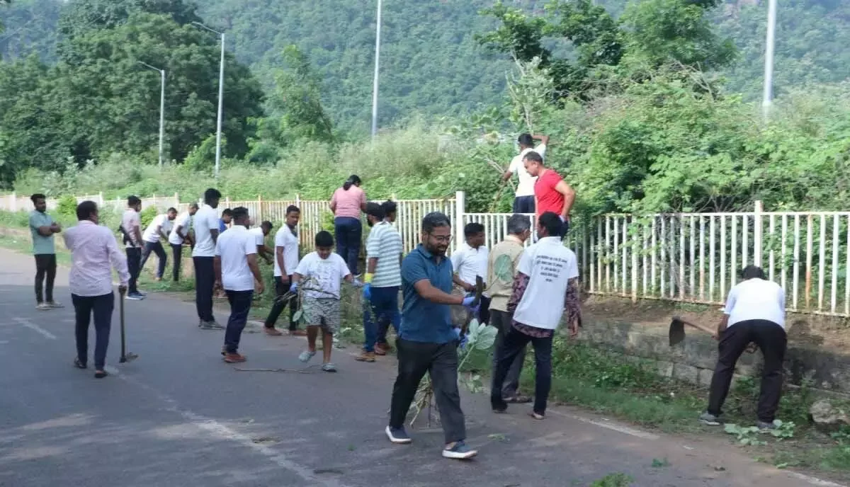 कांकेर के बैजनाथ तालाब पर चला श्रमदान का महाअभियान!