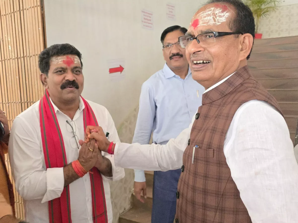 छत्तीसगढ़ के गृहमंत्री ने किया बाबा बैद्यनाथ धाम का दर्शन!