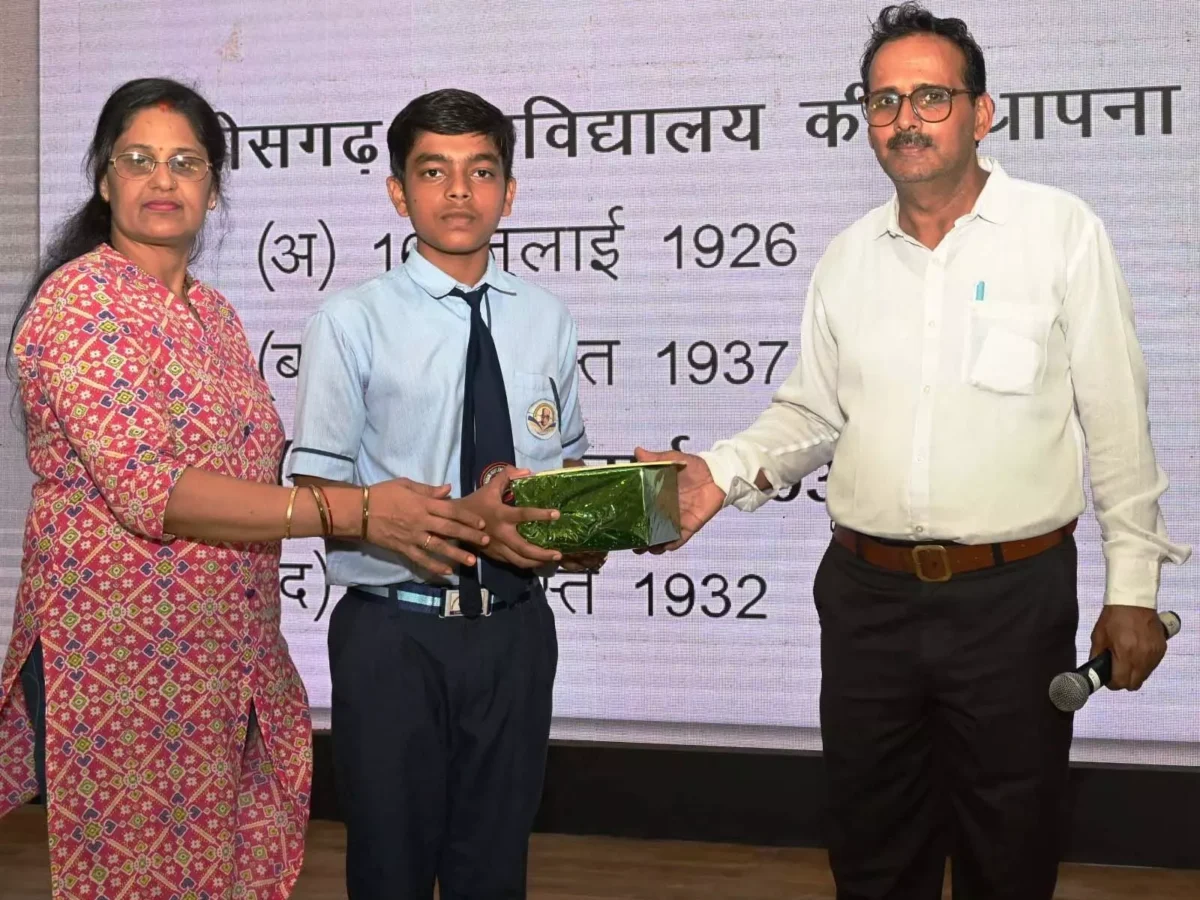 रायपुर में छायाचित्र प्रदर्शनी से जीवंत हुआ आज़ादी का अमृत महोत्सव, बच्चों ने लिया बढ़-चढ़कर हिस्सा