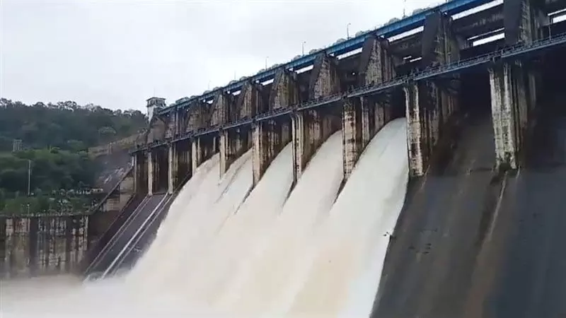 बांगो हसदेव बांध के गेट खोले गए