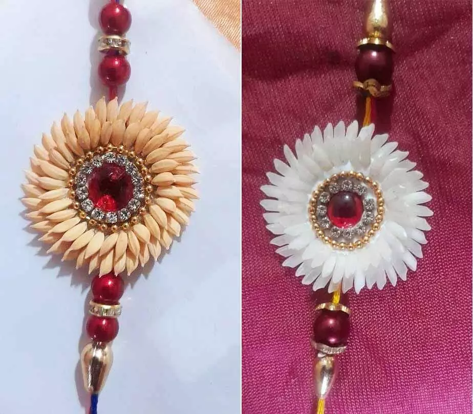 छत्तीसगढ़ की महिलाओं ने अनोखे अंदाज में मनाया रक्षाबंधन, मुख्यमंत्री के लिए बनाईं खास राखियां!