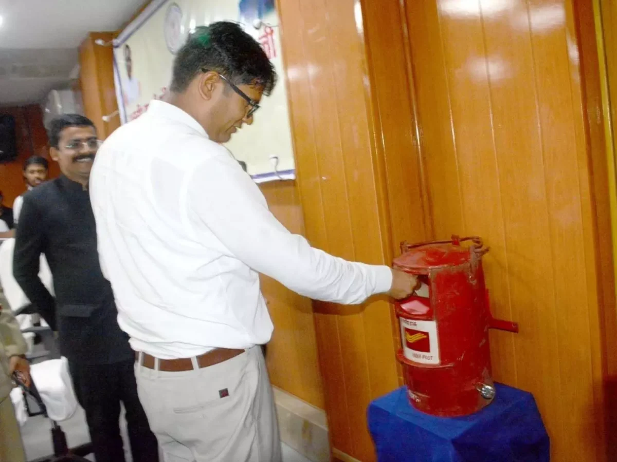 जांजगीर-चांपा में अब समस्याओं का होगा त्वरित समाधान, वित्त मंत्री ने किया 'संवाद कॉल सेंटर' का शुभारंभ