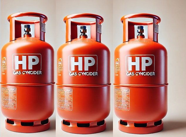 रायपुर: शांति एचपी गैस एजेंसी में बड़ा खेल! स्टॉफ ने पैसे और सिलेंडर गायब किए, एजेंसी संचालक कर रहे हैं अनदेखी!