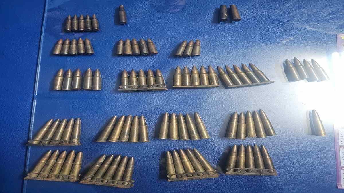 रायपुर: होटल के पास नाले में बंदूकों की गोलियों का बड़ा जखीरा मिला, पुलिस में हड़कंप!