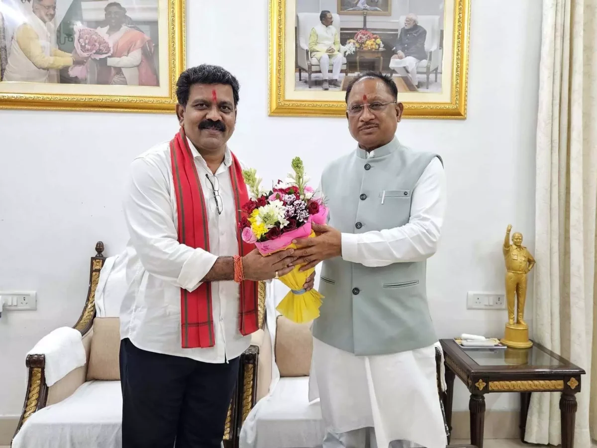 गृहमंत्री विजय शर्मा ने की सीएम साय से मुलाकात
