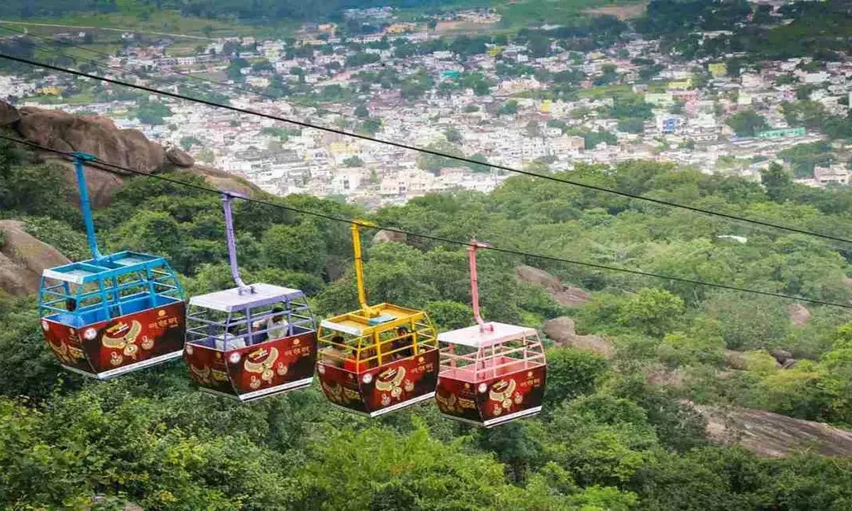 डोंगरगढ़ की माँ बम्लेश्वरी के दर्शन अब होंगे और भी आसान! रोपवे का संचालन फिर से शुरू