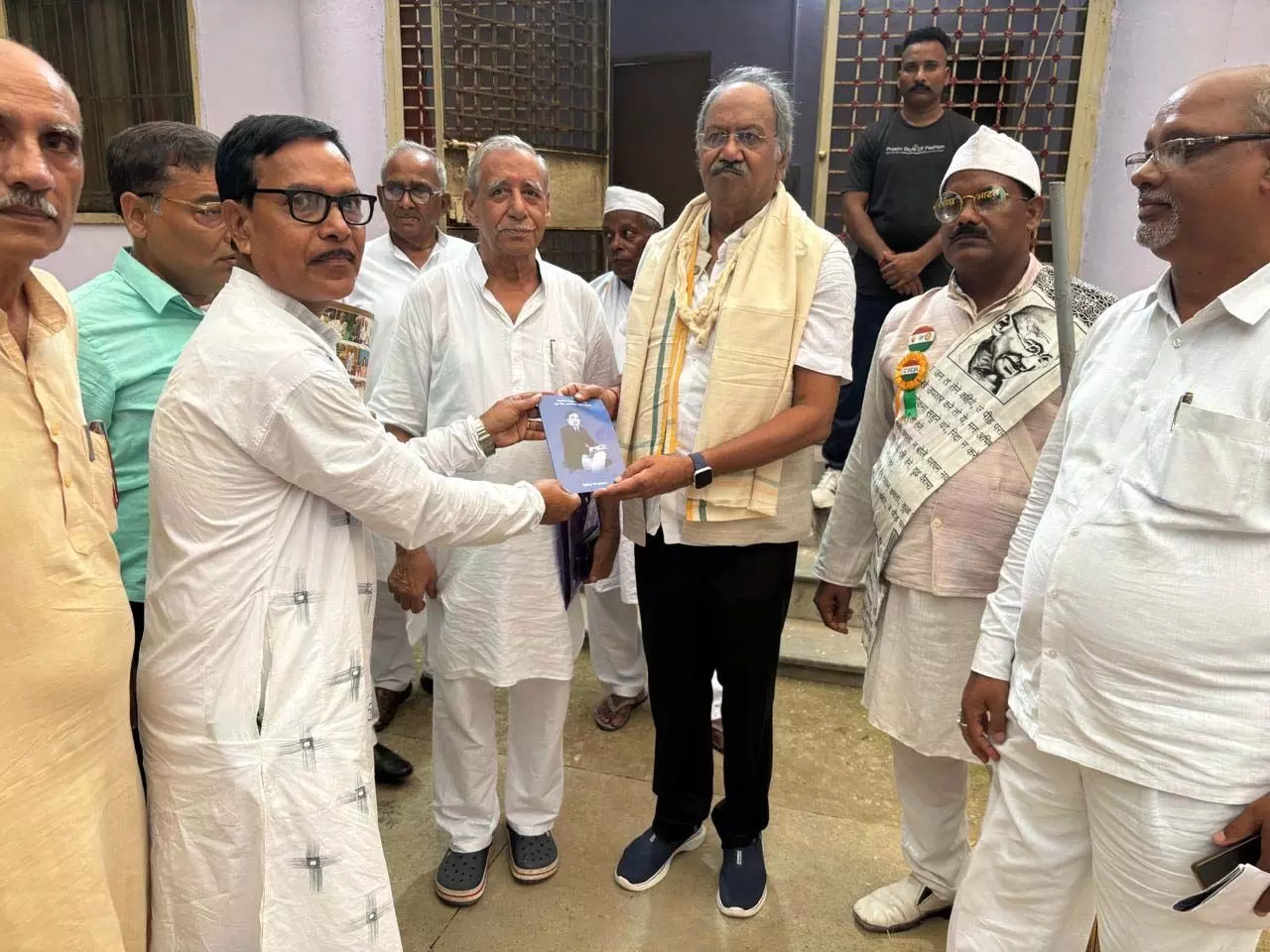 रायपुर सांसद बृजमोहन अग्रवाल ने हरिजन सेवा संघ के सद्भावना सम्मेलन में महात्मा गांधी के आदर्शों को अपनाने का किया आह्वान