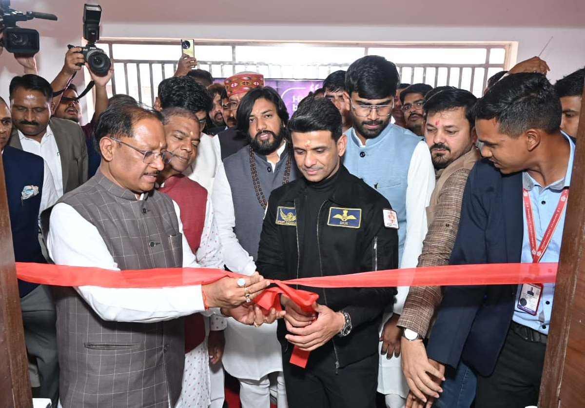 छत्तीसगढ़ का 'स्पेस मिशन': नवा रायपुर में खुला पहला अंतरिक्ष केंद्र, अब हर जिले में होंगे 'अंतरिक्ष संगवारी'